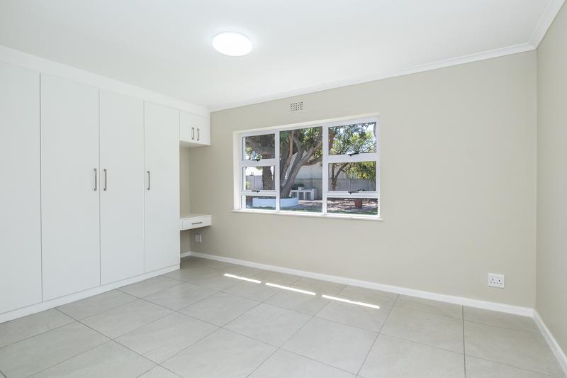 4 Bedroom Property for Sale in Tokai Western Cape